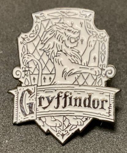 Harry Potter Gryffindor Crest Pin Badge